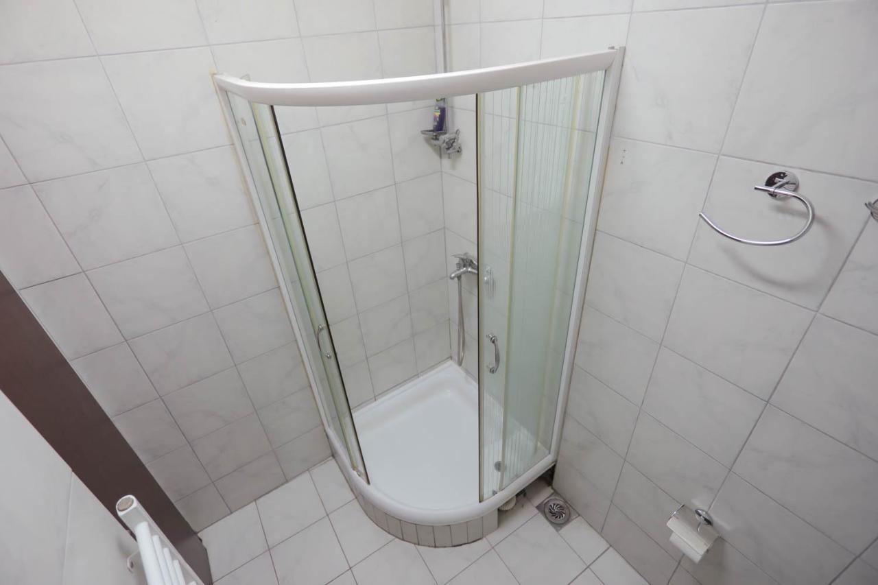 Restoran Bsk Bed & Breakfast Белград Екстериор снимка