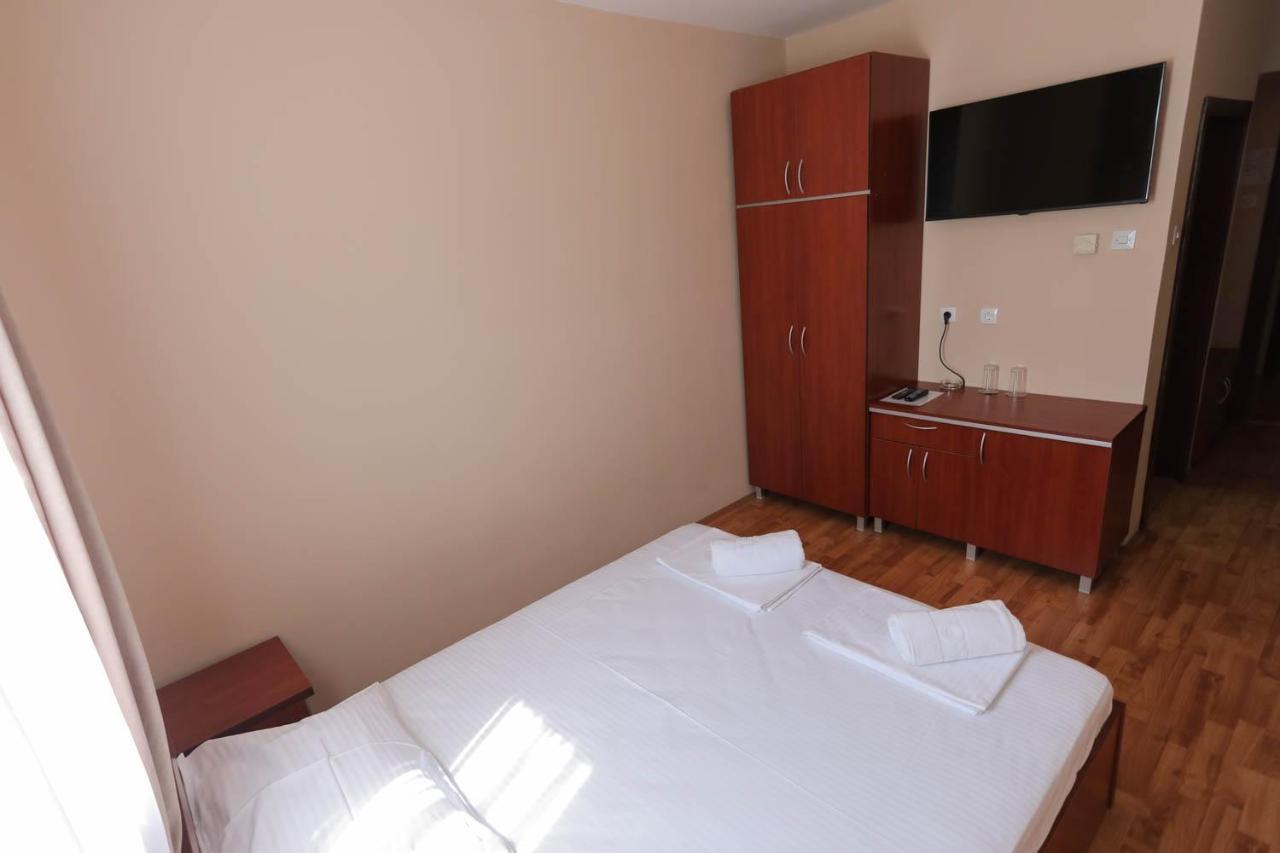 Restoran Bsk Bed & Breakfast Белград Екстериор снимка