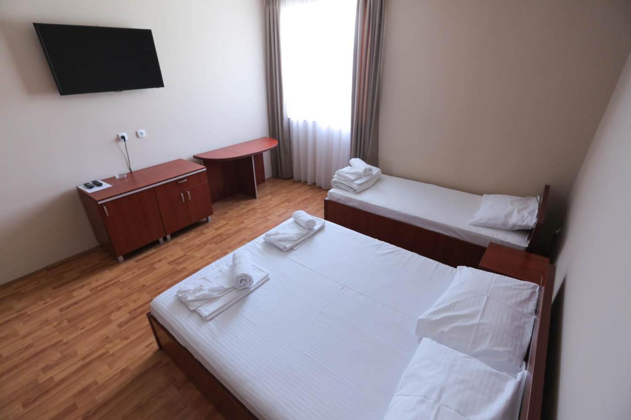 Restoran Bsk Bed & Breakfast Белград Екстериор снимка