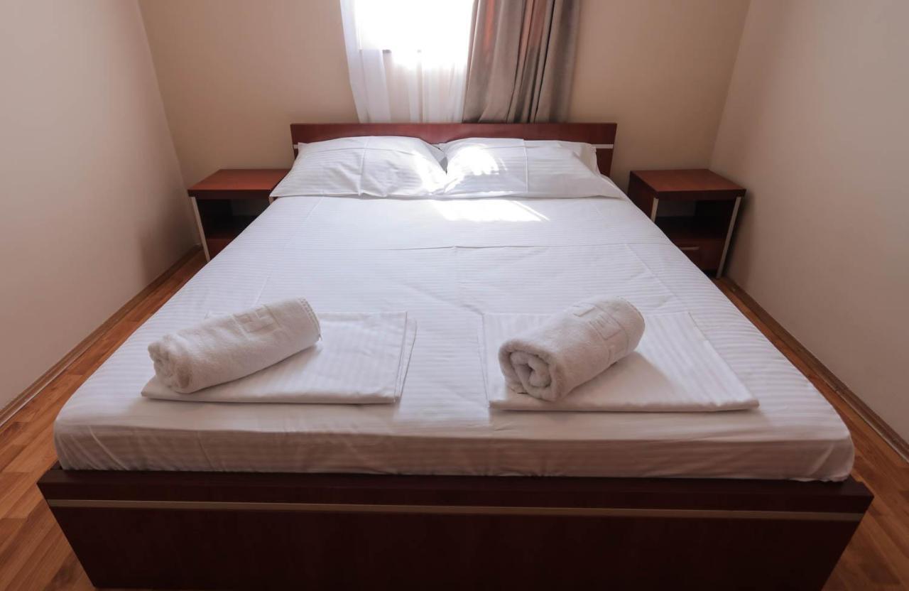 Restoran Bsk Bed & Breakfast Белград Екстериор снимка